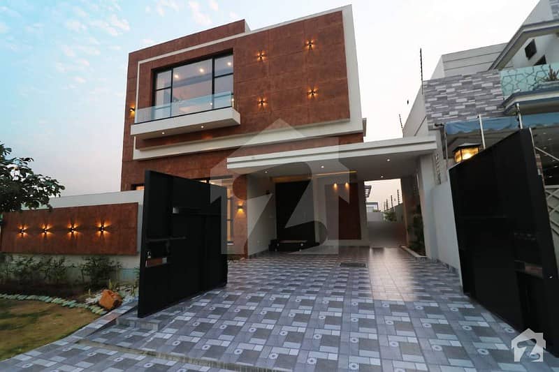 10 Marla Modern Bungalow At Hot Location Near Park In Phase 8