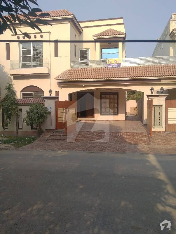 Bahria Town Dd Block Ideal Location House For Rent