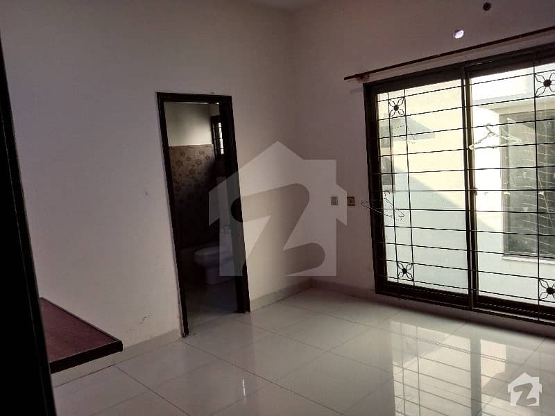 8 Marla Upper Portion For Rent In Bahria Town Town Lahore