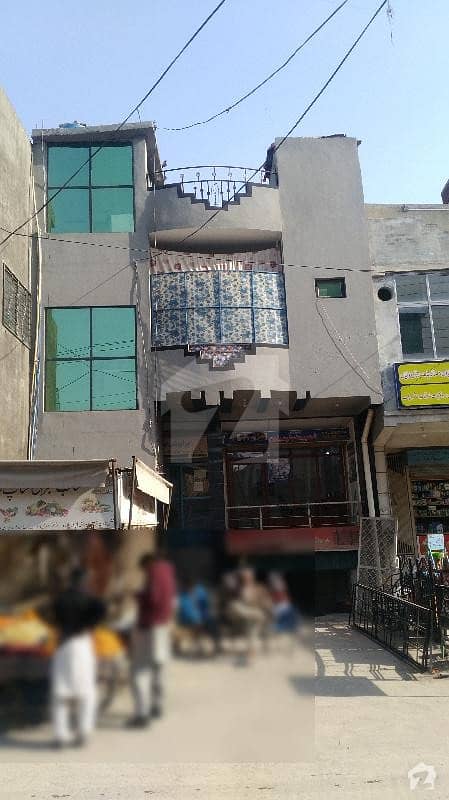 فضل ٹاؤن راولپنڈی میں 2 کمروں کا 4 مرلہ عمارت 1.35 کروڑ میں برائے فروخت۔