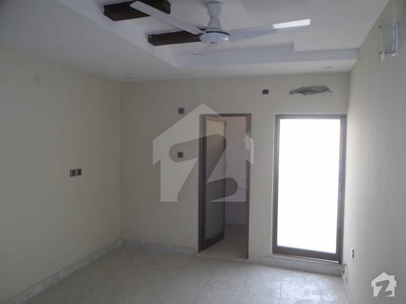 D-12 Flat For Rent Sized 950 Square Feet