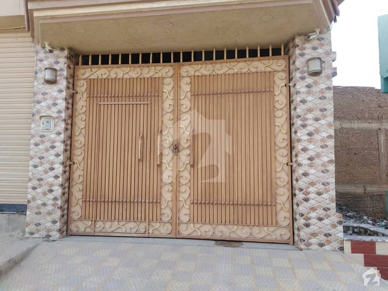 شورہ گوٹھ حیدرآباد بائی پاس حیدر آباد میں 7 کمروں کا 14 مرلہ مکان 4 کروڑ میں برائے فروخت۔