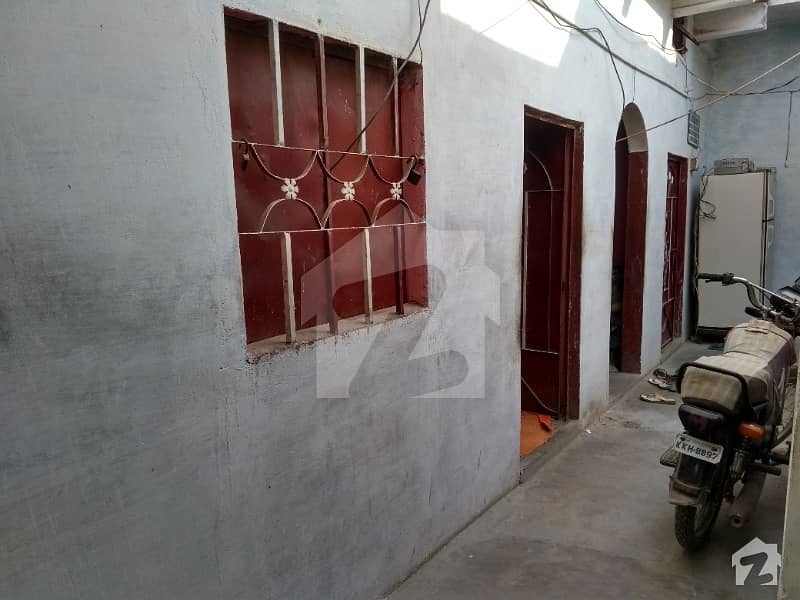 کورنگی روڈ کورنگی کراچی میں 4 کمروں کا 3 مرلہ مکان 26 لاکھ میں برائے فروخت۔
