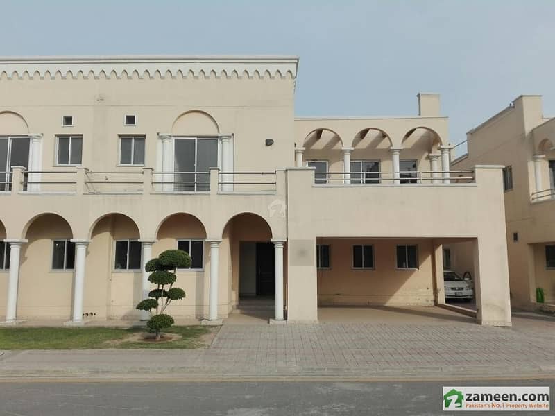 1 Kanal House For Sale