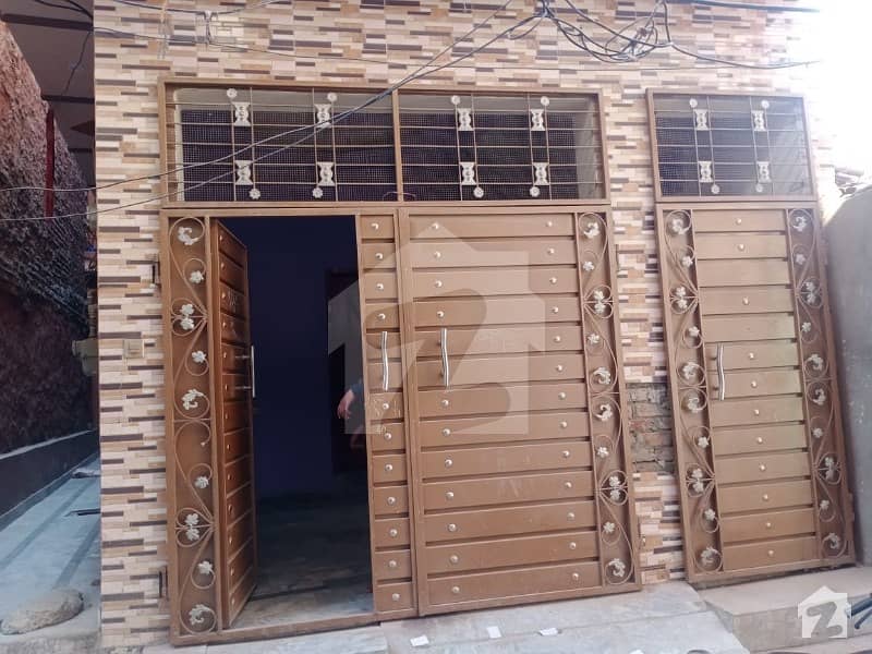Archi Estate  Offers 4 Marla Lower Portion For Rent In Sabzazar B Block