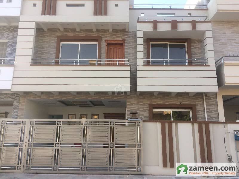 House For Sale In G13