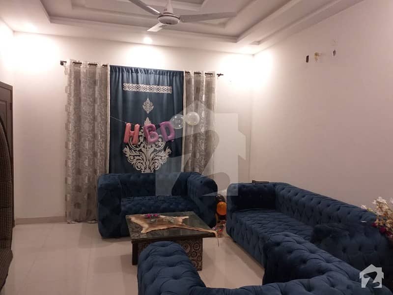 جوہر ٹاؤن فیز 1 جوہر ٹاؤن لاہور میں 5 کمروں کا 12 مرلہ بالائی پورشن 60 ہزار میں کرایہ پر دستیاب ہے۔