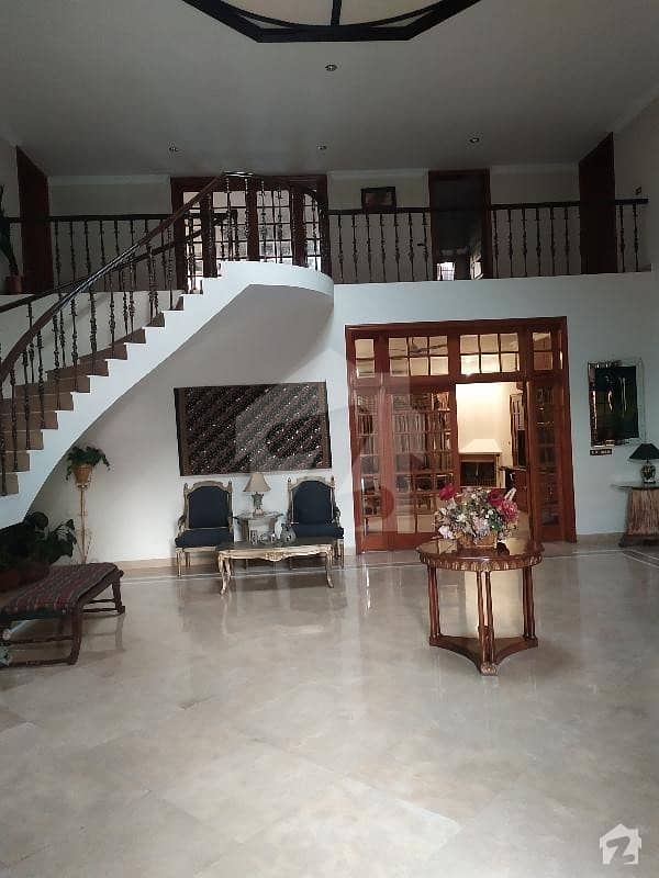 House In Cantt For Rent
