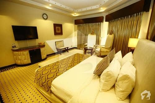 ایس کیو 99 مال بحریہ ٹاؤن مین بلیوارڈ بحریہ ٹاؤن لاہور میں 3 کمروں کا 7 مرلہ پینٹ ہاؤس 1.2 کروڑ میں برائے فروخت۔