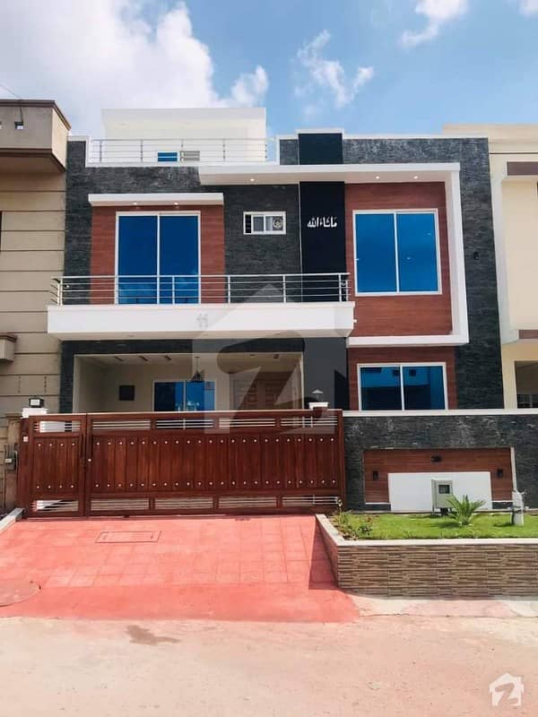 G13 House For Sale 30X60 Excellent Location