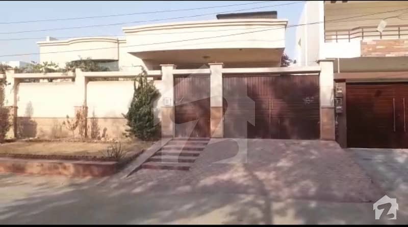 گلشنِ معمار - سیکٹر ڈبلیو گلشنِ معمار گداپ ٹاؤن کراچی میں 3 کمروں کا 16 مرلہ مکان 2.9 کروڑ میں برائے فروخت۔