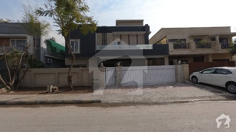 Prime Location 1kanal 6bedrooms Brand New Double Unit House For Sale In Bahria Enclave Islamabad Sector E