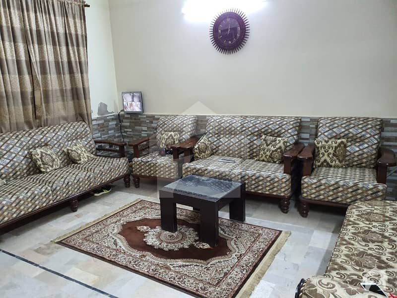 گلستانِِ جوہر ۔ بلاک 15 گلستانِ جوہر کراچی میں 3 کمروں کا 2 مرلہ مکان 1.4 کروڑ میں برائے فروخت۔