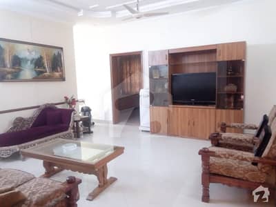 1 Bed Room Fully Furnished Working Lady In Dha Phase 2