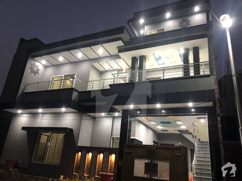 A Stunning House Is Up For Grabs In Hassan Villas Faisalabad