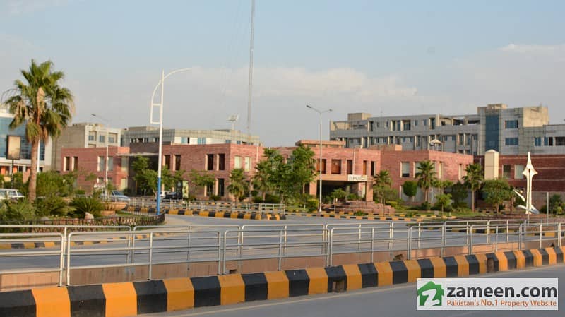Beautiful Corner Plot For Sale In Bahria Town