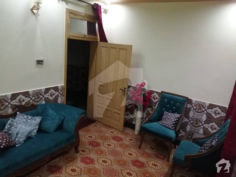 یونیورسٹی ٹاؤن پشاور میں 6 کمروں کا 5 مرلہ مکان 1.15 کروڑ میں برائے فروخت۔