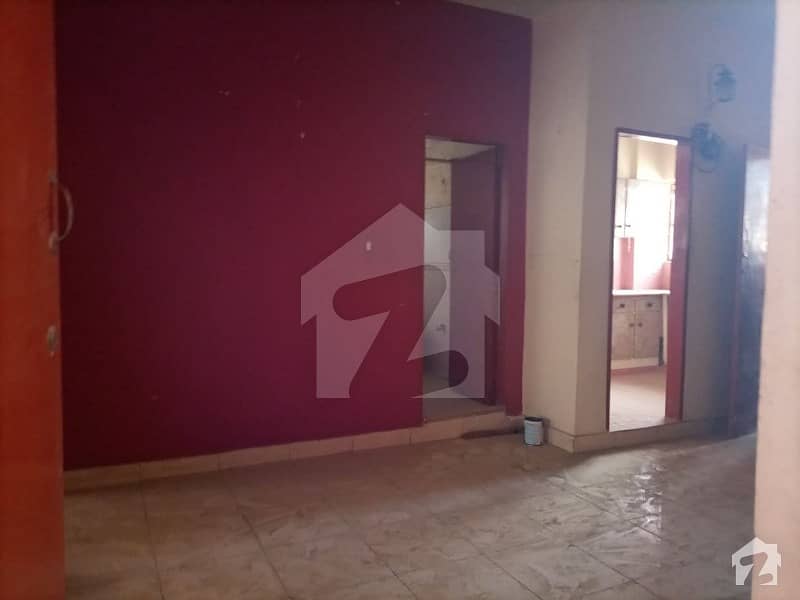 2 Bed Lounge Flat For Sale 80 Square Yards