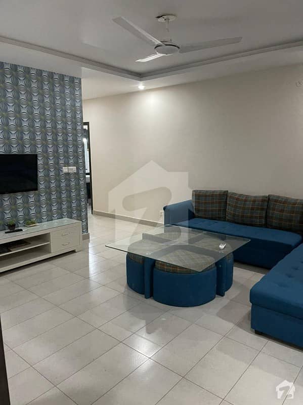 Fully Furnished Outclass Brand New 2 Beds Apartment