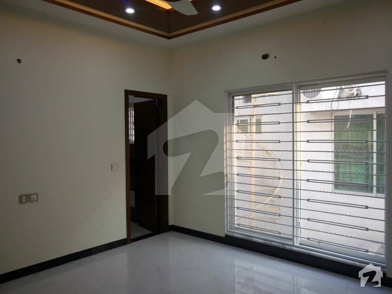 Lower Portion In Johar Town For Rent