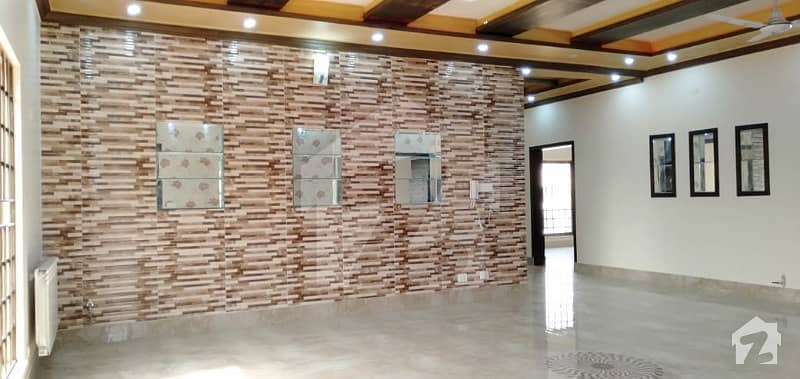 House In Bahria Town Rawalpindi Sized 4500  Square Feet Is Available