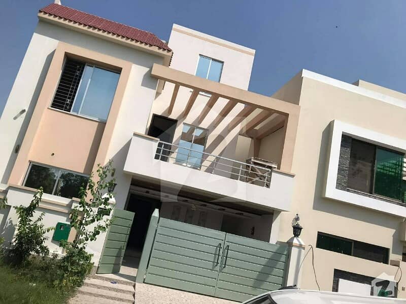 8 Marla Brand New Furnished House For Sale