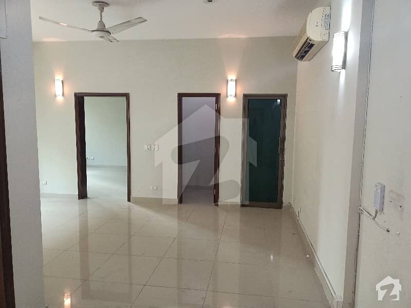3 Bed Apartment Available For Rent In F11 Markaz Park Avenue