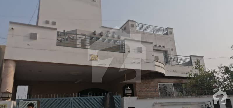 پی سی ایس آئی آر ہاؤسنگ سکیم لاہور میں 3 کمروں کا 1 کنال بالائی پورشن 55 ہزار میں کرایہ پر دستیاب ہے۔