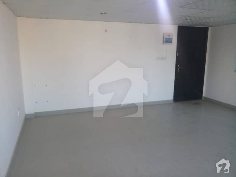 Office For Sale In Tauheed Commercial With Lift And Generator