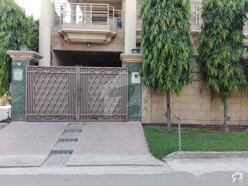 House Is Available For Sale In Allama Iqbal Town