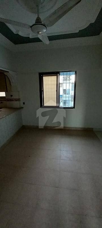 Civil Line 2 Beds Lounge Apartment Near Karachi Club