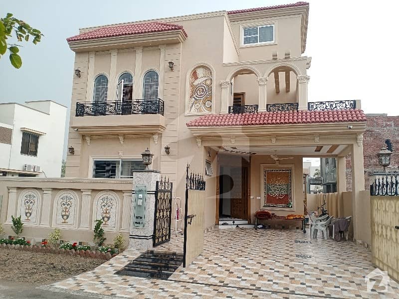 10 Marla Brand New Spanish Bungalow Extraordinary Good Location Situated In The Heart Of DHA Rahbar Phase 11