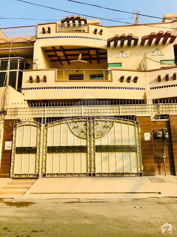 سمن آباد لاہور میں 5 کمروں کا 8 مرلہ مکان 2.35 کروڑ میں برائے فروخت۔