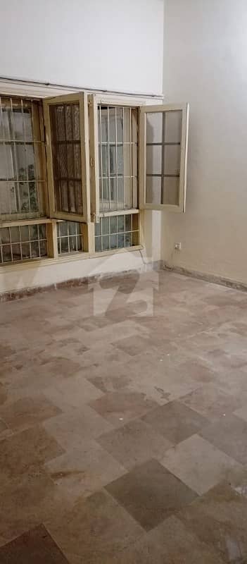 250 Yard Ground Portion 2 Bed DD Separate Entrance Tiled Flooring