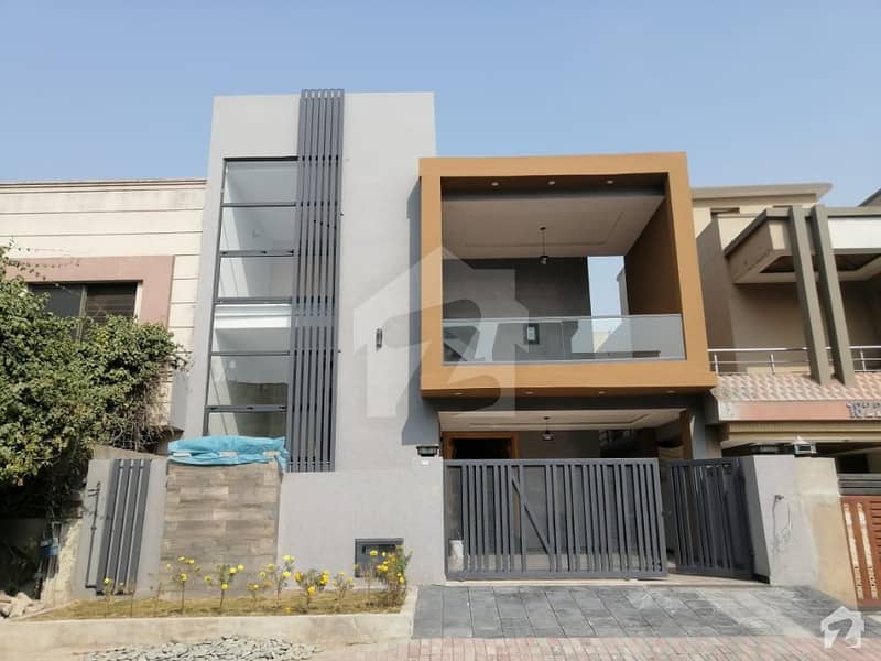 10 Marla House In Bahria Town Rawalpindi For Sale At Good Location