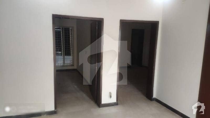 1125  Square Feet Spacious Upper Portion Is Available In Canal Garden For Rent