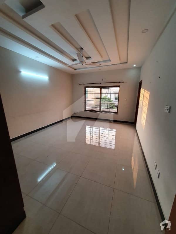 35x70 Lower Portion For Rent In G13