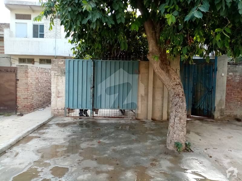 Spacious 2.5 Marla House Available For Sale In Nai Abadi