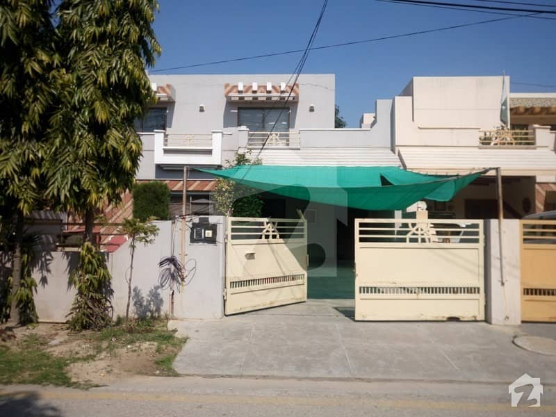 ایڈن ایونیو ایکسٹینشن لاہور میں 3 کمروں کا 8 مرلہ مکان 50 ہزار میں کرایہ پر دستیاب ہے۔