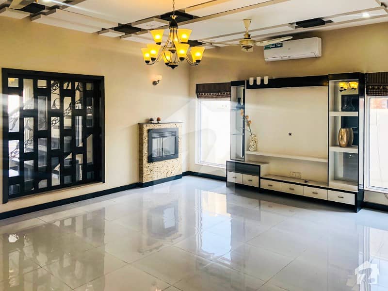 5 MARLA BRAND NEW HOUSE FOR SALE IN DHA 9 TOWN