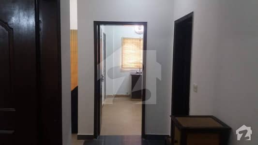Urgent 5 Marla 2 Bedrooms Flat For Rent In Askari 11