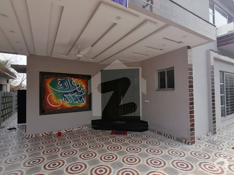 پنجاب کوآپریٹو ہاؤسنگ سوسائٹی لاہور میں 6 کمروں کا 1 کنال مکان 4.5 کروڑ میں برائے فروخت۔