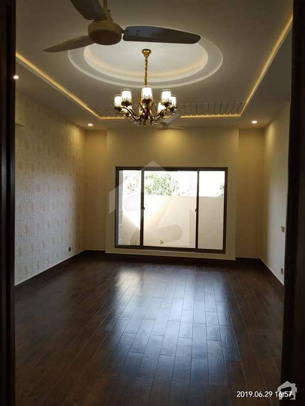 5 Beds 272 Yards Villa On Easy Instalment Bahria Town Karachi