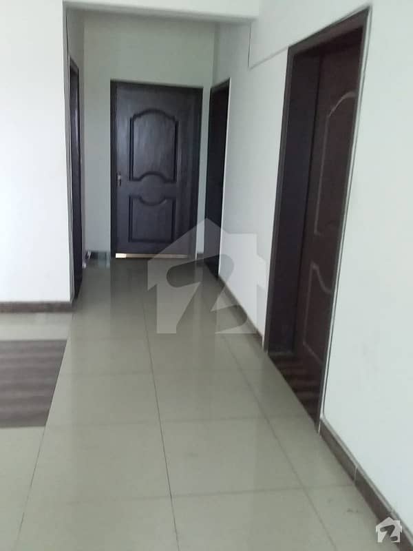 12 Marla 4 Bed Flat Available For Sale In Askari 10 F Lahore