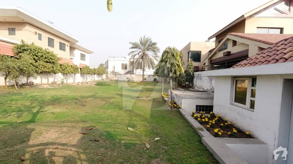 32 Marla Facing Park Plot Is Available On Main Boulevard Tech Society