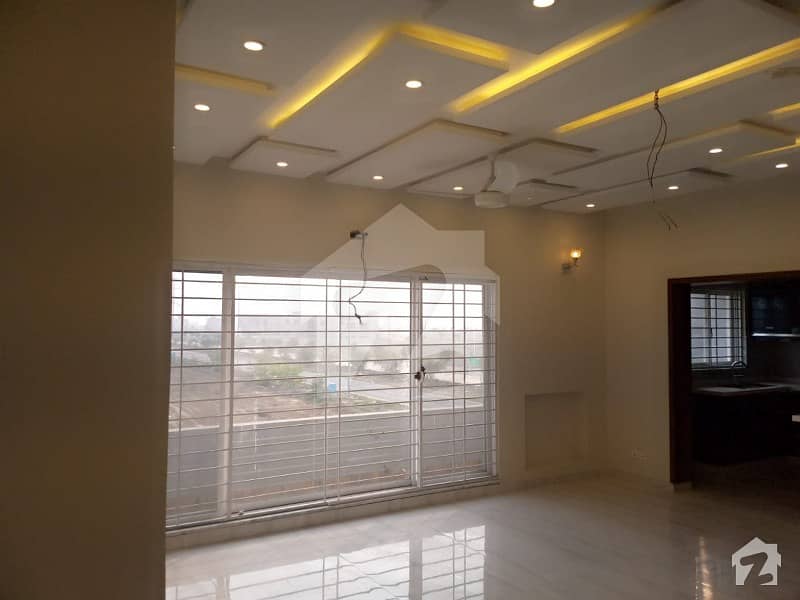 One Kanal Brand New Upper Portion For Rent In DHA Phase 7