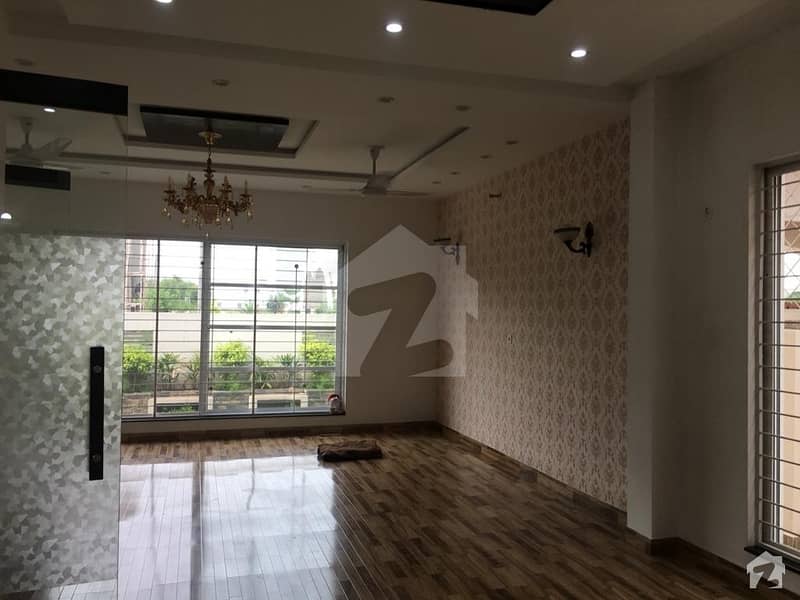 10 Marla Upper Portion Situated In DHA Defence For Rent