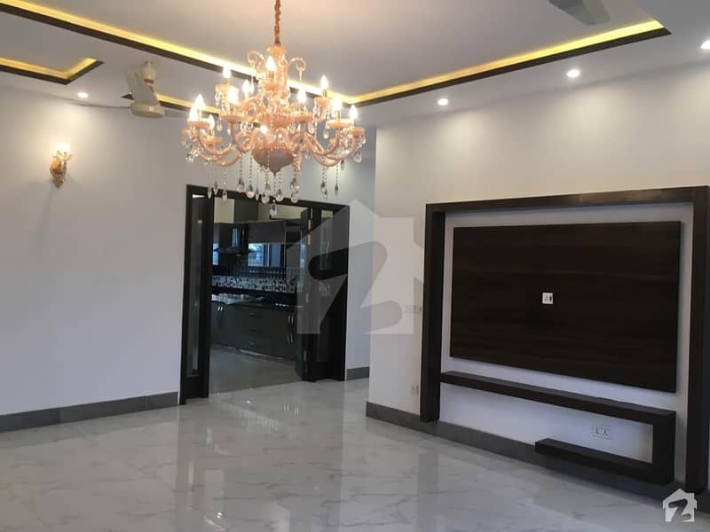 10 Marla House In DHA Defence For Rent