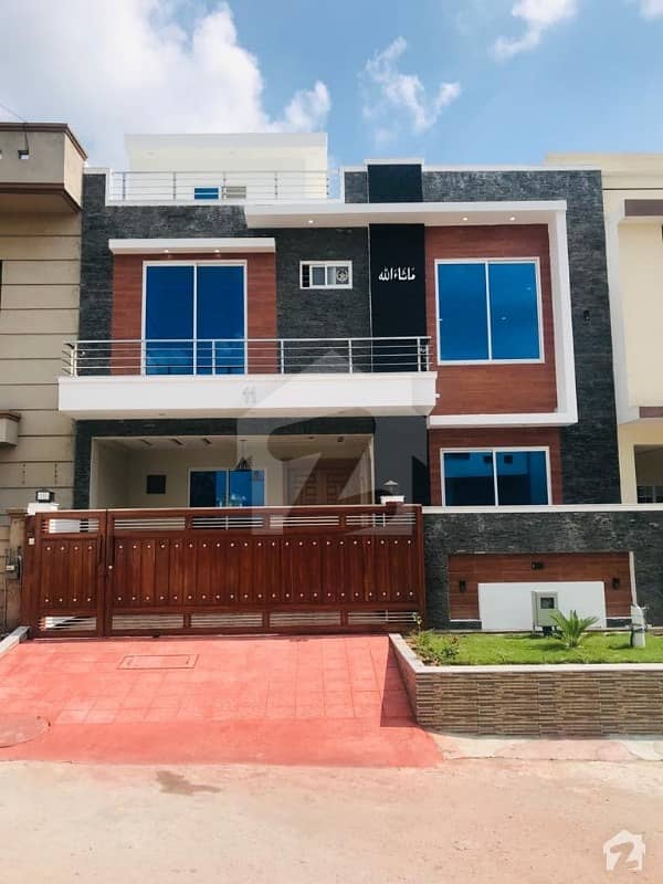 1575  Square Feet House Is Available For Sale In G-13