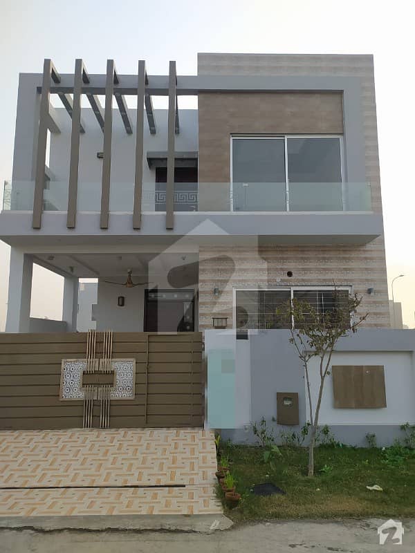5 marla House  For sale Out Class Location In Dha  9 Town Block C